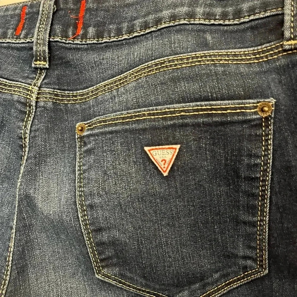 Guess Sienna medium rise curvy fit jeans - Picture 5 of 6